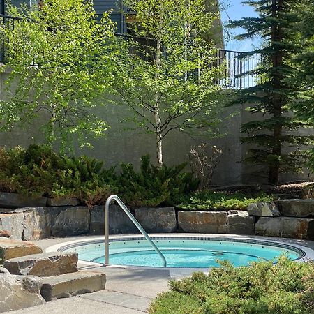Silver Creek Lodge Canmore Esterno foto